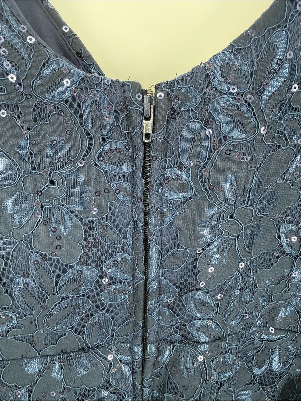 Women's Navy Blue Sequin Lace V Neck Cocktail Mini Dress Junior Sz 11 Wedding - Picture 8 of 9